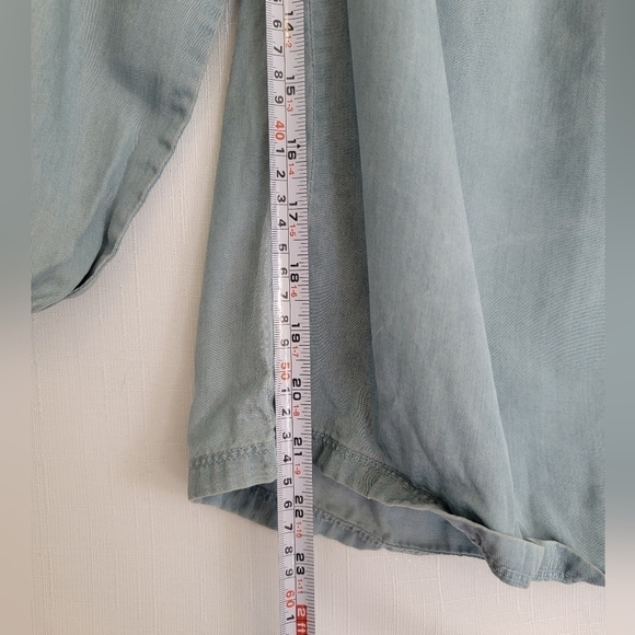 Solar Distressed Off the Shoulder Top - Picture 7 of 10